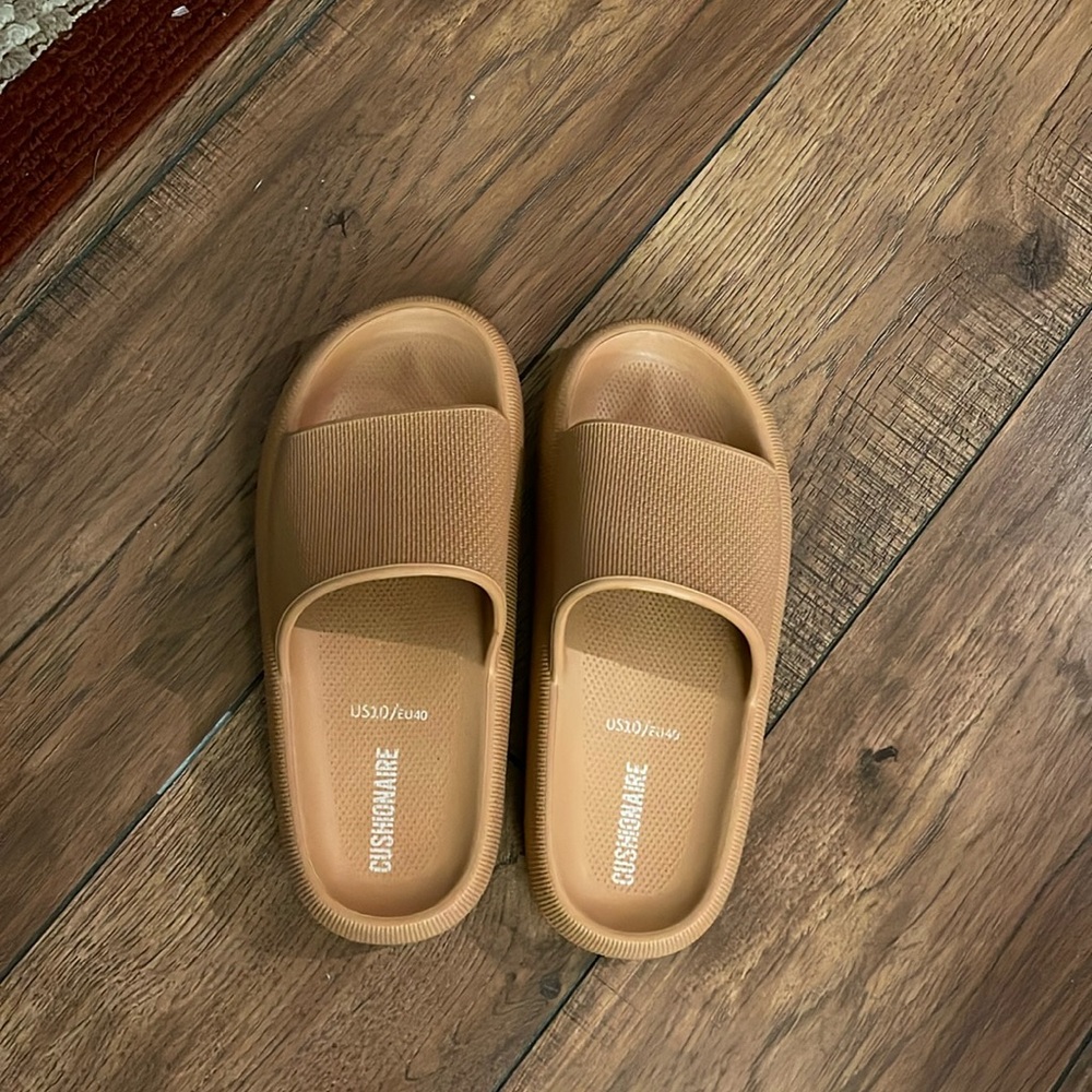 Slippers